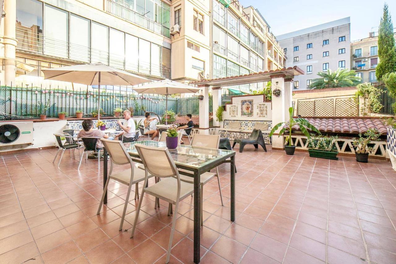 Fabrizzios Terrace Hostel Barcelona Kültér fotó